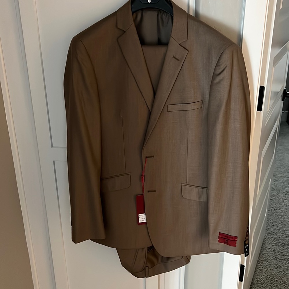 Brown suit jacket 42 pants 38 NWT